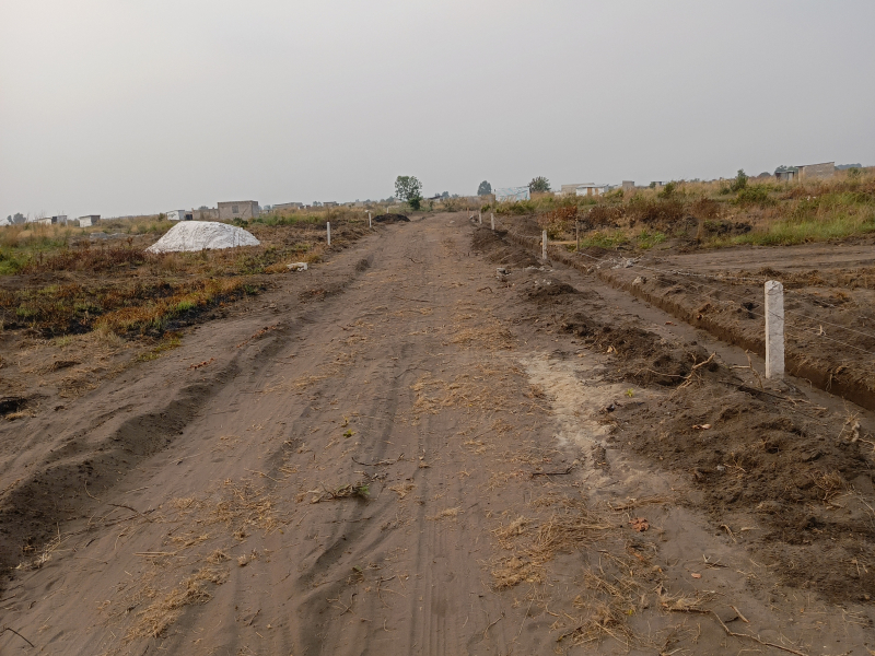 VENTE TERRAIN À BINGI BINGI COMMUNE DE LA NSELE TRÈS ACCESSIBLE NON LOIN DE MACADAM