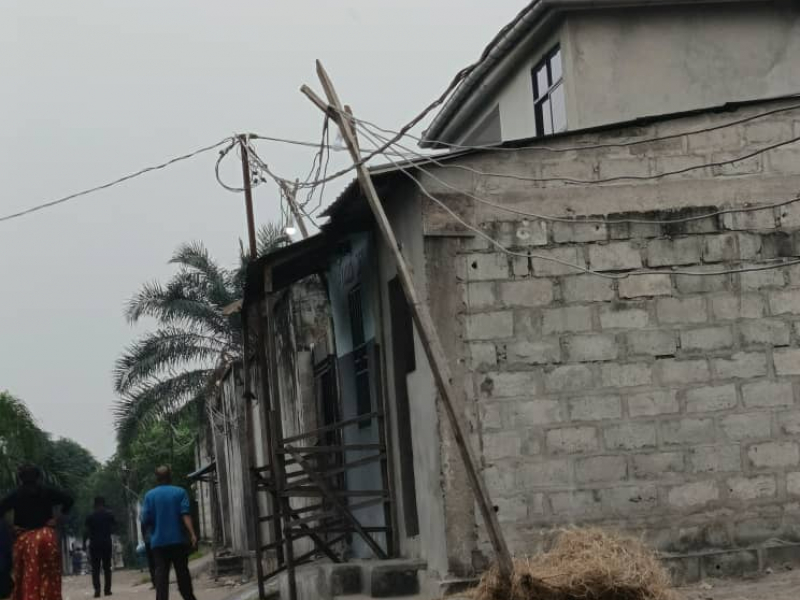 Vente terrain à bibwa commune de la nsele non loin de macadam